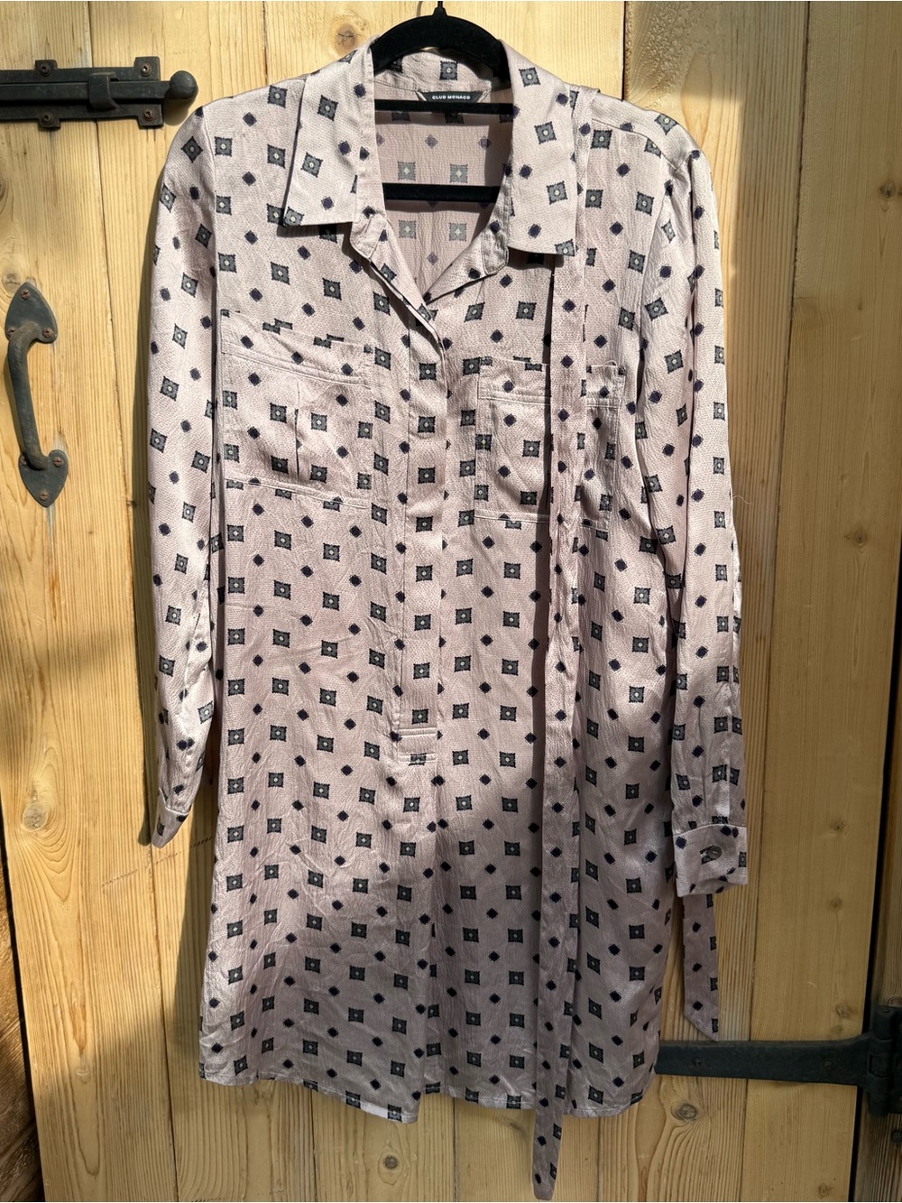 Club Monaco Long Sleeve Shirt Dress in Light Mauve with Geo Print Size Small